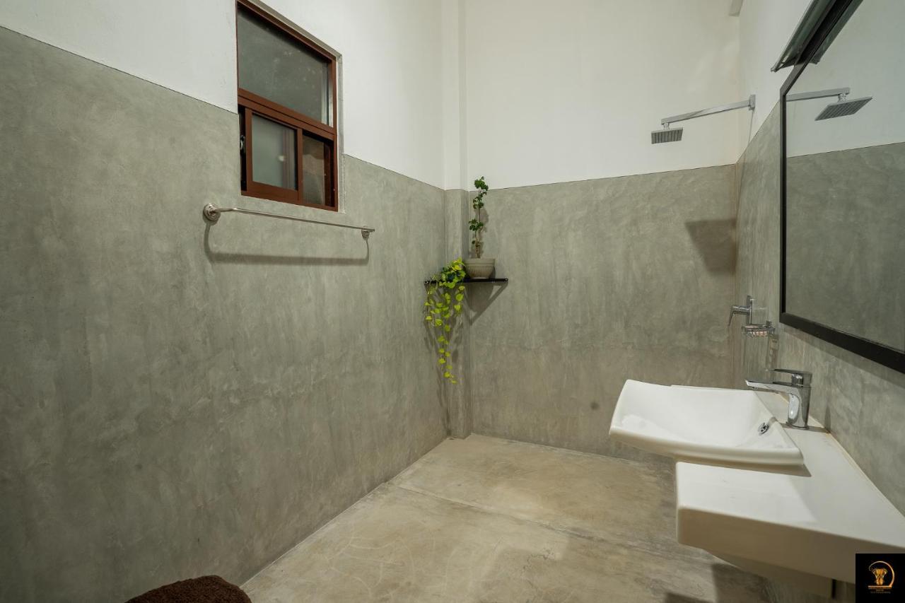 Anura'S Elephant Beruwala Exterior photo